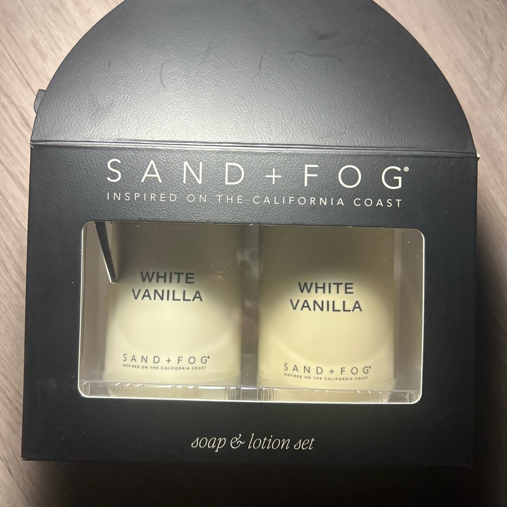 🆕Sand and Fog White Vanilla Soap & Lotion Set